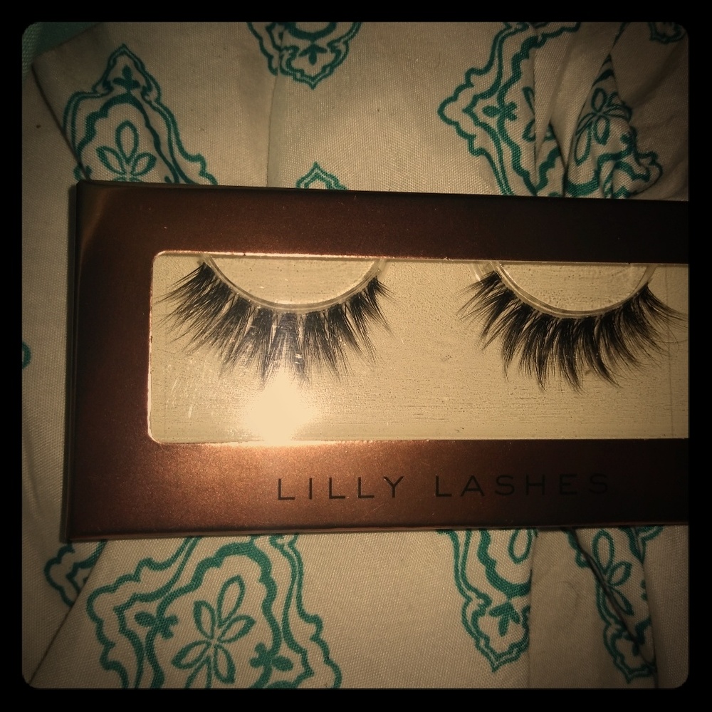 Lilly Lashes